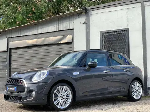 Used MINI COOPER Petrol 2015 Ad 