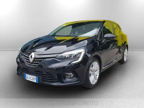 Used RENAULT CLIO Hybrid 2021 Ad 