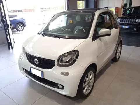 Annonce SMART FORTWO Essence 2016 d'occasion 