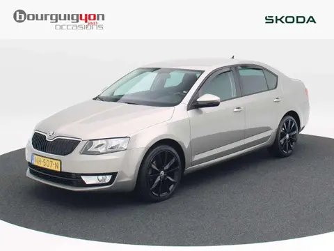 Used SKODA OCTAVIA Petrol 2017 Ad 