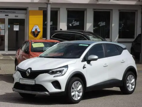 Used RENAULT CAPTUR Petrol 2023 Ad 