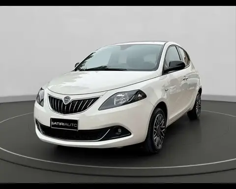 Used LANCIA YPSILON Hybrid 2024 Ad 