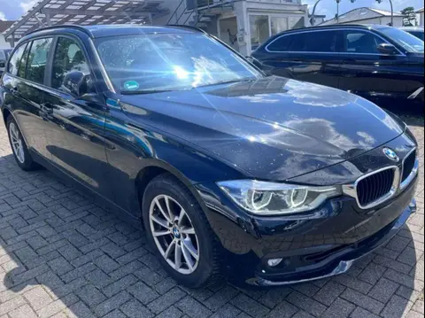 Used BMW SERIE 3 Petrol 2018 Ad 