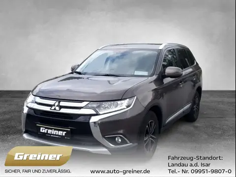 Used MITSUBISHI OUTLANDER Petrol 2017 Ad Germany