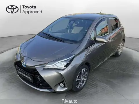 Used TOYOTA YARIS Hybrid 2018 Ad 