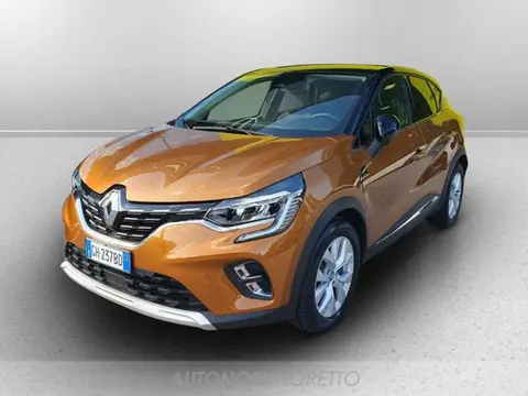 Used RENAULT CAPTUR Hybrid 2021 Ad 