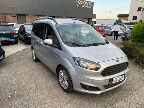 Used FORD TOURNEO Petrol 2015 Ad 