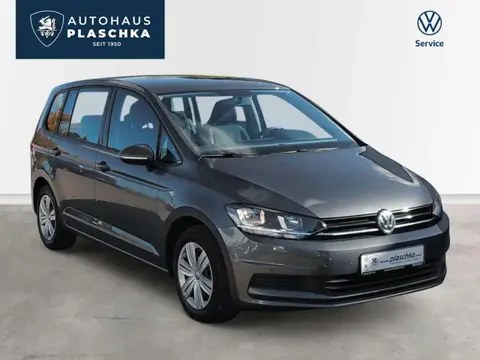 Used VOLKSWAGEN TOURAN Petrol 2019 Ad 