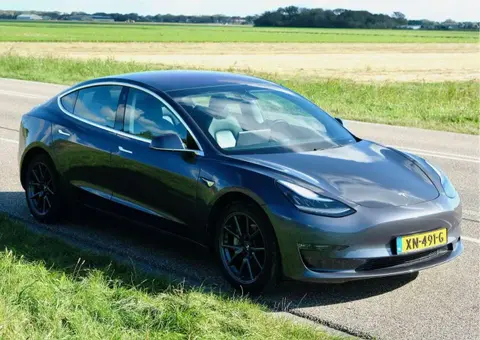 Used TESLA MODEL 3 Electric 2019 Ad 