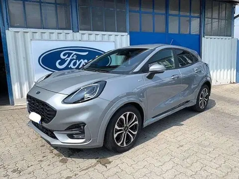 Used FORD PUMA Hybrid 2021 Ad 