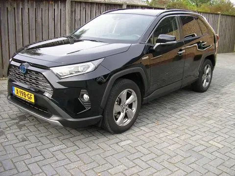 Used TOYOTA RAV4 Hybrid 2020 Ad 