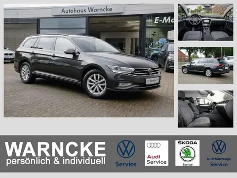 Used VOLKSWAGEN PASSAT Petrol 2023 Ad 