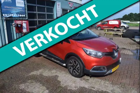 Used RENAULT CAPTUR Petrol 2016 Ad 