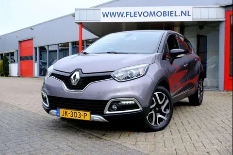 Used RENAULT CAPTUR Petrol 2016 Ad 