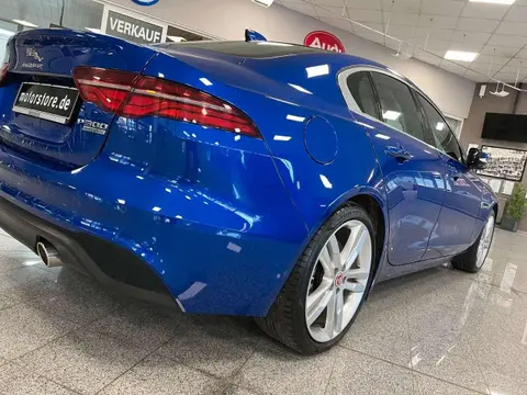 Annonce JAGUAR XE Essence 2020 d'occasion 