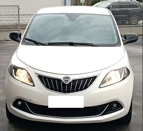 Used LANCIA YPSILON Hybrid 2021 Ad 