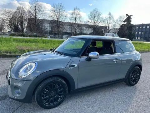 Used MINI COOPER Diesel 2016 Ad 