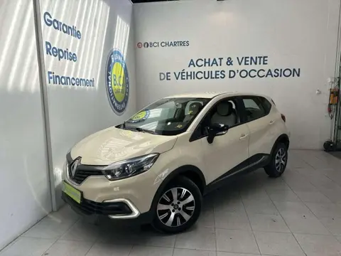 Annonce RENAULT CAPTUR Essence 2017 d'occasion 