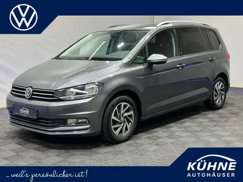 Used VOLKSWAGEN TOURAN Diesel 2017 Ad 