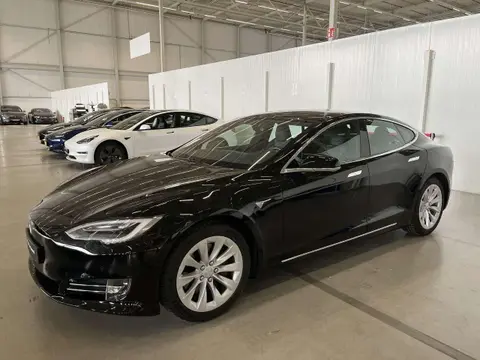 Used TESLA MODEL S Electric 2018 Ad 