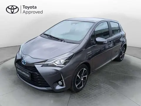 Used TOYOTA YARIS Hybrid 2019 Ad 