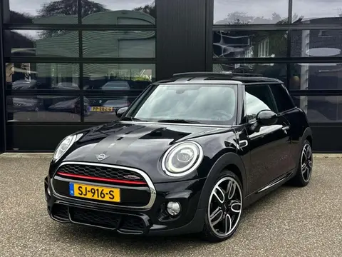 Annonce MINI COOPER Essence 2018 d'occasion 