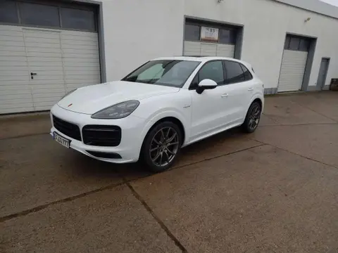 Used PORSCHE CAYENNE Hybrid 2019 Ad 