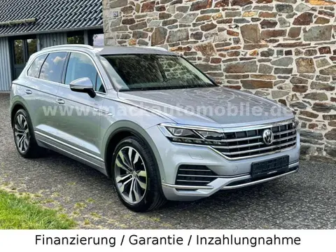 Used VOLKSWAGEN TOUAREG Diesel 2019 Ad 