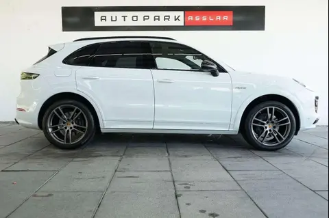 Used PORSCHE CAYENNE Hybrid 2020 Ad 