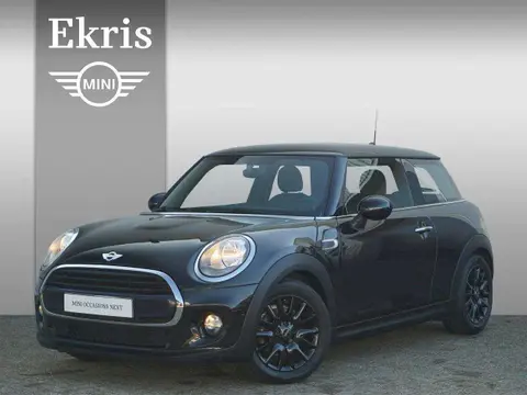 Used MINI COOPER Petrol 2017 Ad 