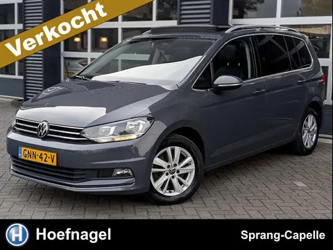 Used VOLKSWAGEN TOURAN Petrol 2021 Ad 