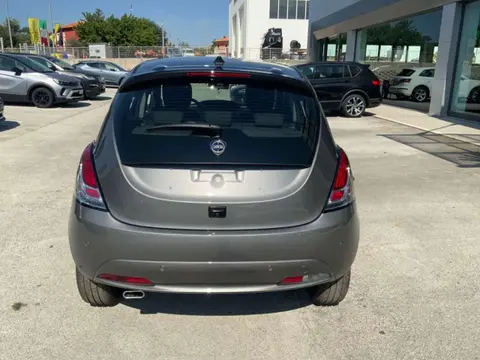 Used LANCIA YPSILON Hybrid 2024 Ad 