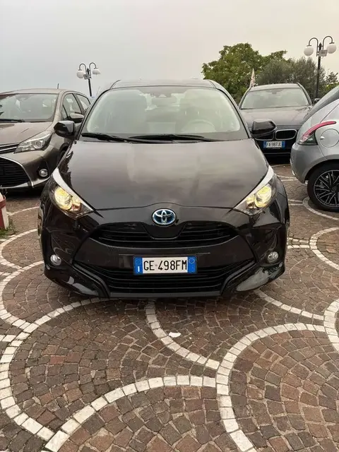 Used TOYOTA YARIS Hybrid 2021 Ad 