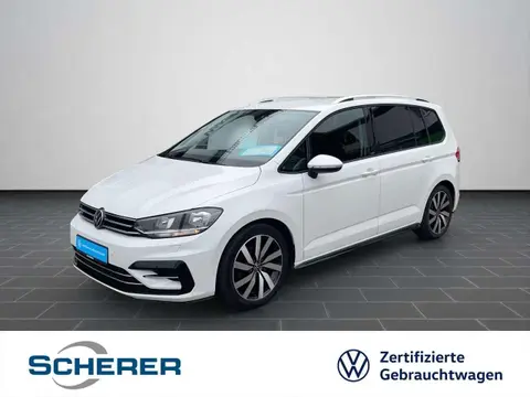 Used VOLKSWAGEN TOURAN Petrol 2021 Ad 