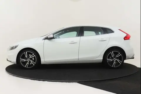 Annonce VOLVO V40 Essence 2016 d'occasion 