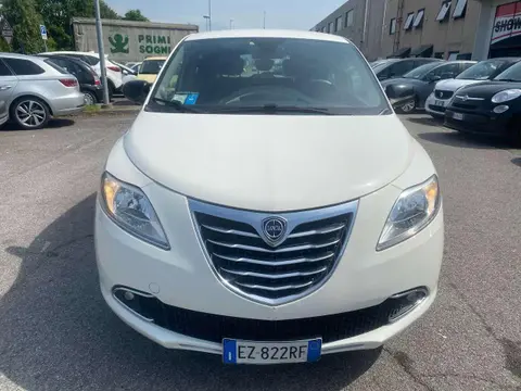 Annonce LANCIA YPSILON GPL 2015 d'occasion 