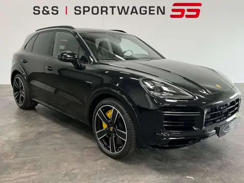 Used PORSCHE CAYENNE Hybrid 2022 Ad 