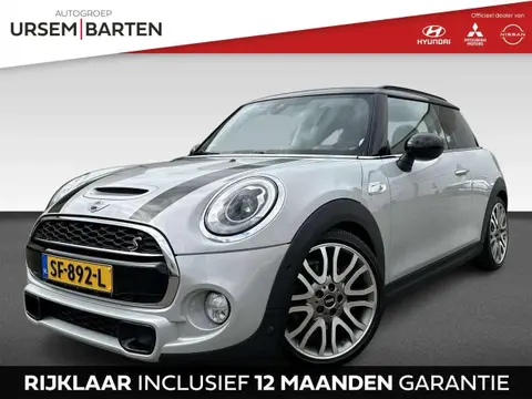 Used MINI COOPER Petrol 2015 Ad 