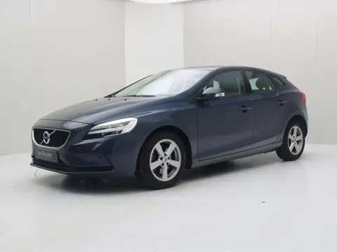 Annonce VOLVO V40 Essence 2018 d'occasion 