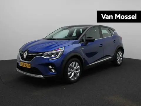 Used RENAULT CAPTUR Hybrid 2022 Ad 