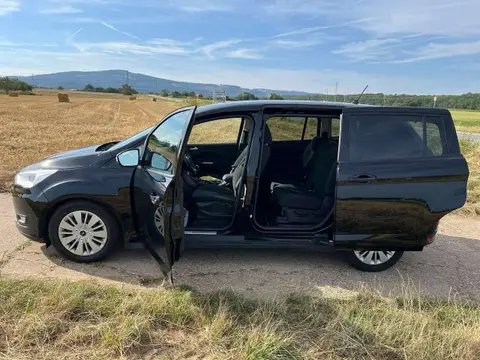 Used FORD GRAND C-MAX Petrol 2017 Ad 