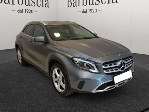 Annonce MERCEDES-BENZ CLASSE GLA Diesel 2018 d'occasion 