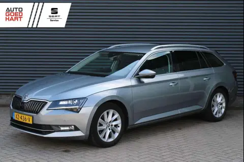 Annonce SKODA SUPERB Essence 2019 d'occasion 