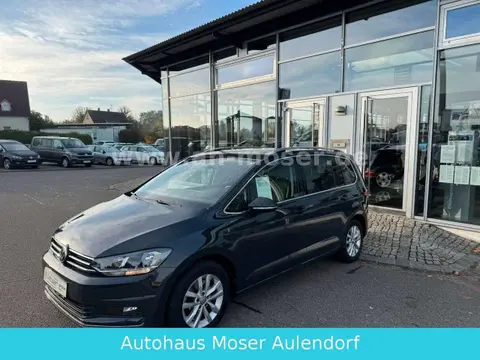 Used VOLKSWAGEN TOURAN Petrol 2018 Ad 