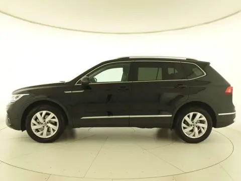 Used VOLKSWAGEN TIGUAN Diesel 2023 Ad 