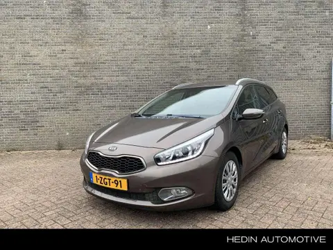 Used KIA CEED Petrol 2015 Ad 