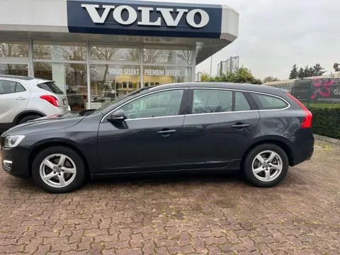 Used VOLVO V60 Diesel 2017 Ad 