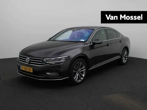 Annonce VOLKSWAGEN PASSAT Essence 2021 d'occasion 