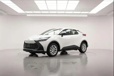 Used TOYOTA C-HR Hybrid 2024 Ad 