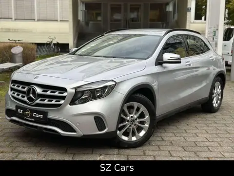 Annonce MERCEDES-BENZ CLASSE GLA Essence 2019 d'occasion 